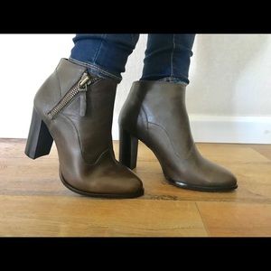 UGG leather zip up boots